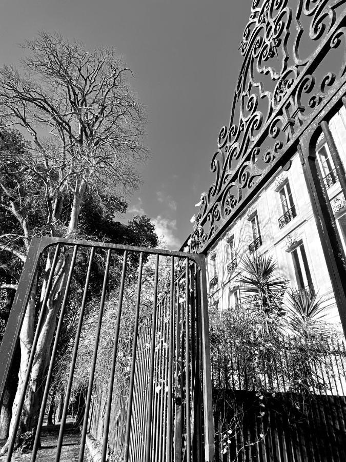 Romance Au Coeur De Bordeaux / Jardin Public Kültér fotó
