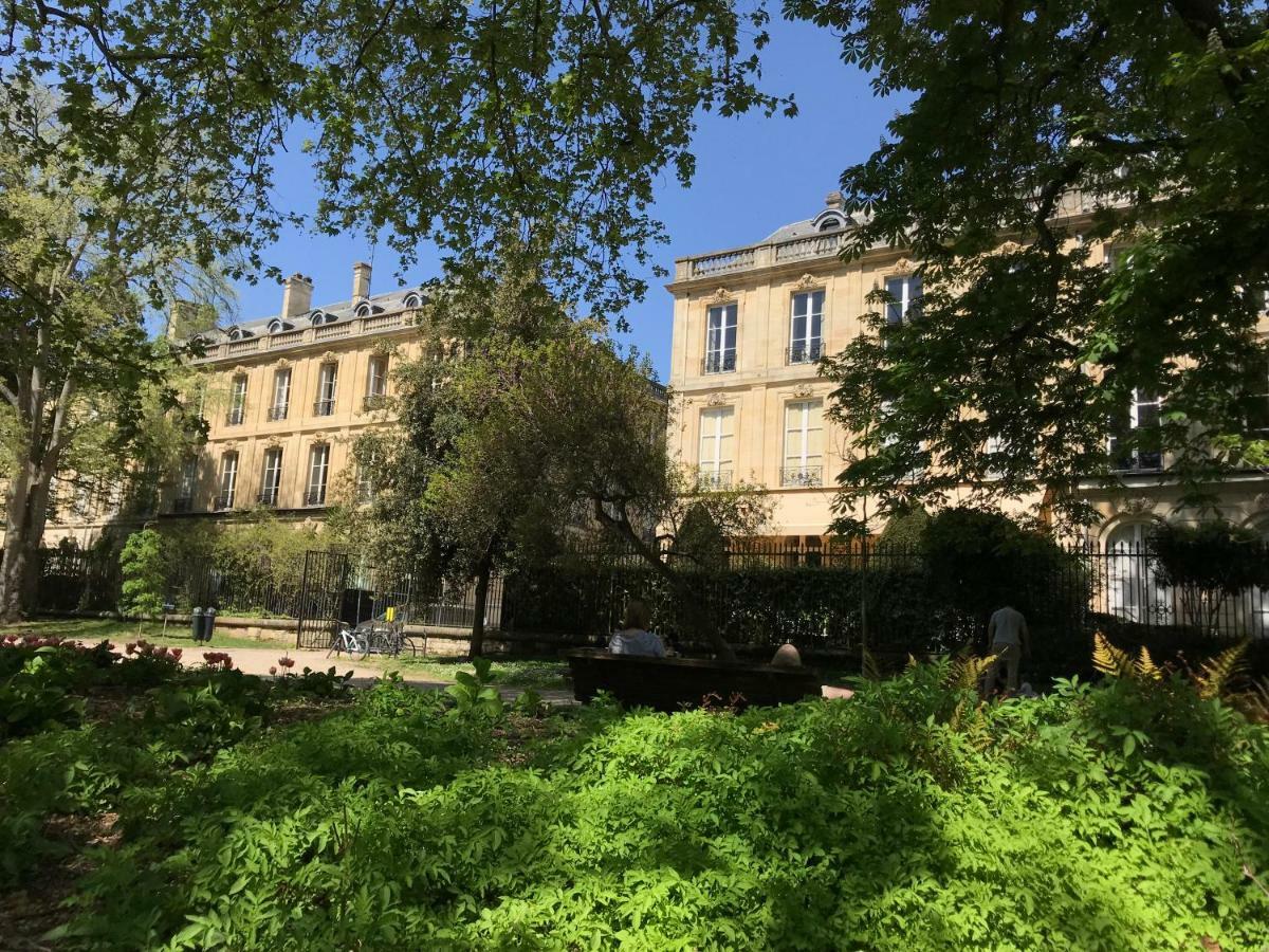 Romance Au Coeur De Bordeaux / Jardin Public Kültér fotó